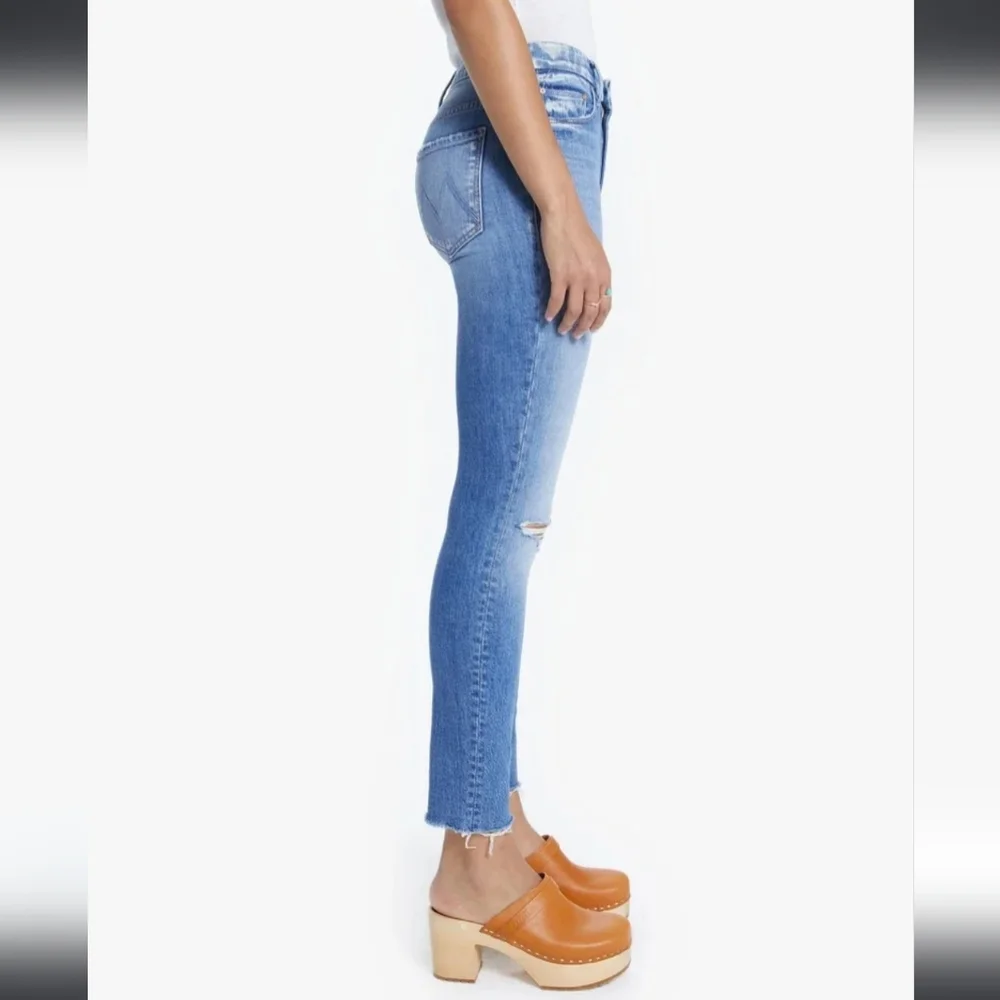 Mother High-Waisted Looker Ankle Fray Skinny Distessed Jeans